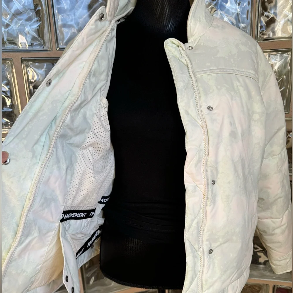 Free People - FP Movement Oversized Puffer Ski Jacket Women’s Size Small (NWT)